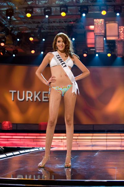 miss_turkey_senem_ku_2c9622.jpg